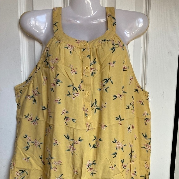 Signature Reitmans sleeveless top size large - Picture 1 of 8